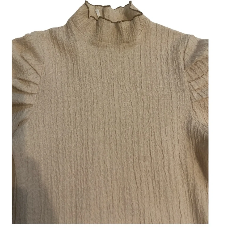 Free People Cream Turtleneck Pullover Knit Top Size S - Picture 2 of 4